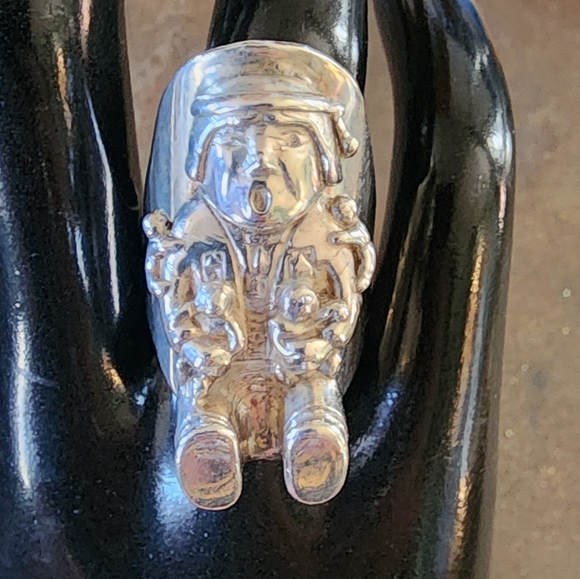 Sterling silver storytellerring Size 8.5 Artist Carol Felley Southwest Jewelry